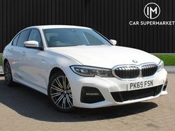 White Used 2019 BMW 330 M Sport Sedan | £15,485 (Fair price)