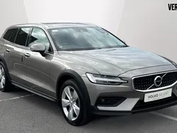 Grey Used 2019 Volvo V60 CC Estate | £15,101 (Super price)