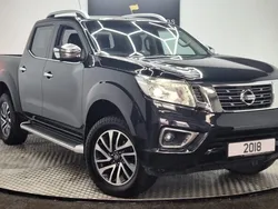 Black Used 2016 Nissan Navara Tekna Pickup | £13,999 (Fair price)
