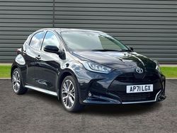 Black Used 2022 Toyota Yaris Hatchback | £18,695 (Fair price)