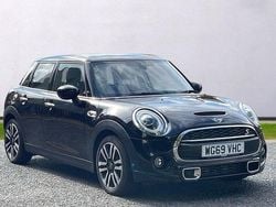 Black Used 2019 Mini Cooper S Exclusive Hatchback | £15,495 (Fair price)