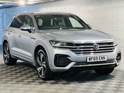 Silver Used 2019 VW Touareg R-line SUV | £23,989 (A bit pricey)