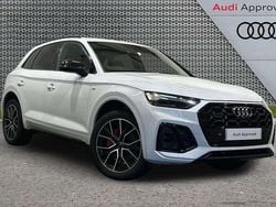 White Used 2022 Audi Q5 Comfort SUV | £34,600 (Fair price)