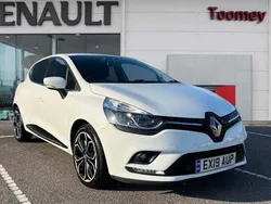 White Used 2018 Renault Clio IV Iconic Hatchback | £8,890 (Fair price)