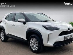 Used 2023 Toyota Yaris Hybrid Estate | £19,580 (Good price)