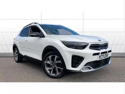 White Used 2021 Kia Stonic 4 SUV | £12,278 (Fair price)