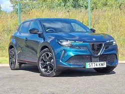 Green Used 2024 Alfa Romeo Junior Edizione Speciale Hatchback | £25,998 (Fair price)