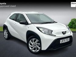 New 2025 Toyota Aygo X PURE SUV | £15,422