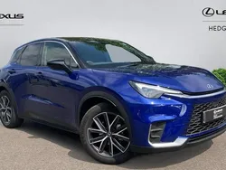 Used 2023 Lexus LBX SUV | £31,000 (Fair price)