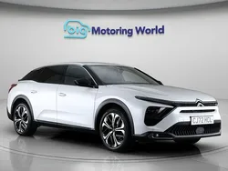 White Used 2023 Citroën C5 X PureTech Sedan | £17,000 (Fair price)