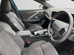 Blue Used 2024 Vauxhall Astra Ultimate Hatchback | £21,000 (Fair price)