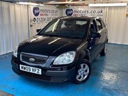 Black Used 2009 Kia Rio Hatchback | £2,490 (Expensive)