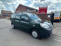 Green Used 2015 Renault Kangoo MPV | £4,999 (Super price)