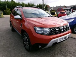 Orange Used 2021 Dacia Duster Prestige SUV | £11,699 (Fair price)
