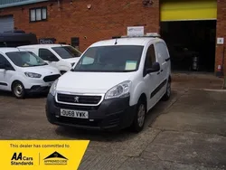 White Used 2018 Peugeot Partner MPV | £5,394 (Good price)