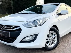 White Used 2013 Hyundai i30 Active Hatchback | £6,290 (Fair price)