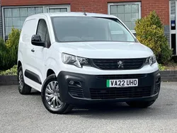 White Used 2022 Peugeot E-Partner Premium MPV | £10,995