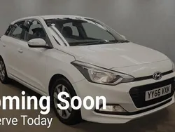 White Used 2016 Hyundai i20 Edition Hatchback | £6,790 (Fair price)