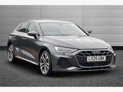 Daytona grey met Used 2025 Audi A3 e-tron S-Line Hatchback | £28,850 (Fair price)