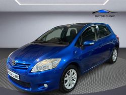 Blue Used 2011 Toyota Auris Hatchback | £2,000 (Super price)