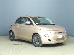 Yellow Used 2022 Fiat 500e Icon Hatchback | £12,995 (Fair price)