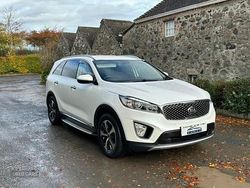 White Used 2016 Kia Sorento 2 SUV | £11,995 (A bit pricey)