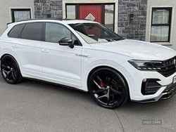 White Used 2021 VW Touareg Black Edition SUV | £32,995 (Fair price)