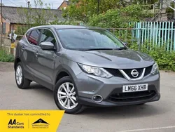 Grey Used 2016 Nissan Qashqai N-Connecta SUV | £6,890 (Fair price)