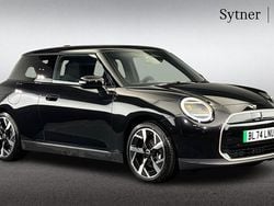 Black Used 2024 Mini Cooper SE Hatch Hatchback | £29,000