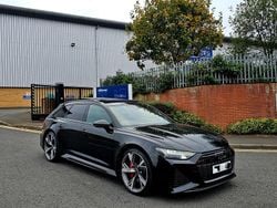 Black Used 2023 Audi RS6 Estate | £78,995 (Good price)