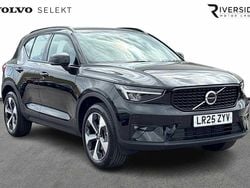 Onyx black Used 2025 Volvo XC40 Plus SUV | £31,999 (Fair price)