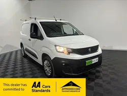 White Used 2021 Peugeot Partner Premium MPV | £7,995 (Fair price)