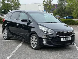 Black Used 2015 Kia Carens 3 MPV | £5,490 (Fair price)