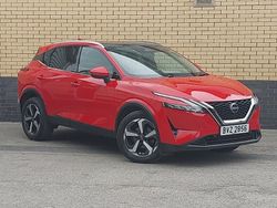 Red Used 2024 Nissan Qashqai N-Connecta SUV | £20,998 (Fair price)
