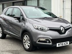Grey Used 2016 Renault Captur Dynamique SUV | £6,384 (Fair price)