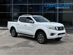 White Used 2017 Nissan Navara Tekna Pickup | £17,995 (Fair price)