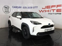 White Used 2022 Toyota Yaris Hybrid Play Hatchback | £17,488 (Fair price)