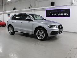 Silver Used 2016 Audi Q5 S-line plus SUV | £9,295 (Fair price)