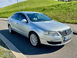 Silver Used 2009 VW Passat Highline Sedan | £795 (Super price)