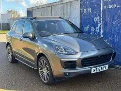 Grey Used 2016 Porsche Cayenne SUV | £21,950 (Fair price)