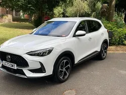 White Used 2024 MG HS Trophy SUV | £18,399 (Fair price)