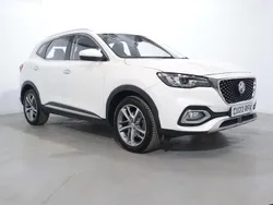 White Used 2022 MG HS Exclusive SUV | £13,350 (Fair price)