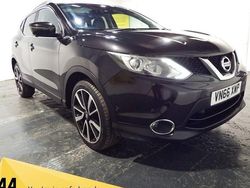 Black Used 2016 Nissan Qashqai S SUV | £9,250 (Fair price)
