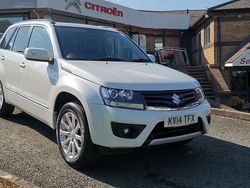 White Used 2014 Suzuki Grand Vitara SZ5 SUV | £5,995 (Fair price)
