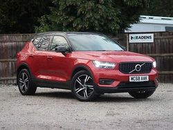 Red Used 2018 Volvo XC40 R-Design SUV | £20,495 (Fair price)