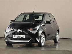 Black Used 2021 Toyota Aygo X-play Hatchback | £9,499 (Fair price)