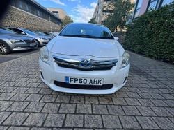 White Used 2010 Toyota Auris Hybrid Hatchback | £3,250 (Super price)