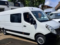 White Used 2018 Renault Master Business Van | £12,490 (Expensive)