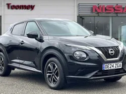 Black Used 2024 Nissan Juke N-Connecta SUV | £19,495 (Fair price)