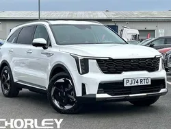 White Used 2025 Kia Sorento 2 SUV | £41,546 (Good price)